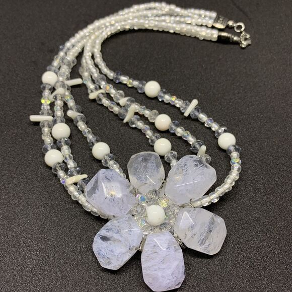 Crystal Quartz Healing Creativity White Flower Necklace Heavy 18in Chain Bridal - Picture 2 of 7
